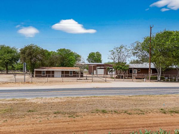 13019 Fm 2790, LaCoste, TX 78039