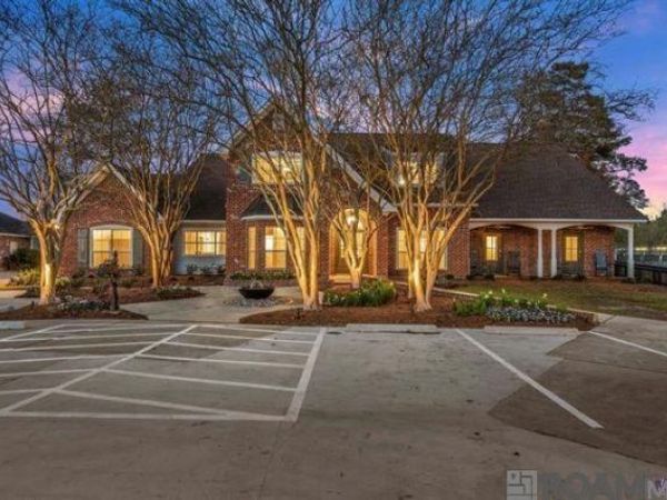 13601 Minton Ln, Unit #Room 9, Walker, LA 70785