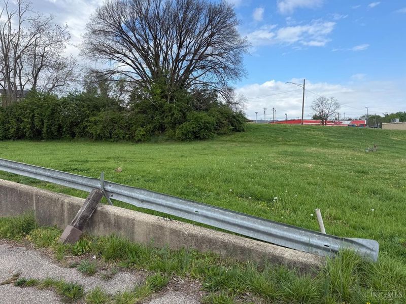 67 Millard Drive, Franklin, OH 45005 Photo 3