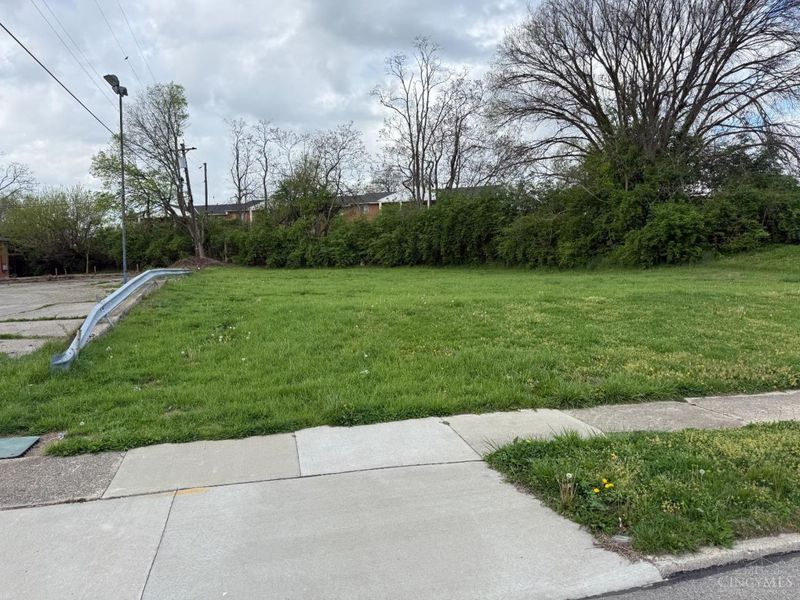 67 Millard Drive, Franklin, OH 45005 Photo 4