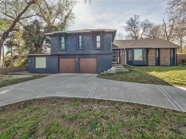8940 Nall Avenue, Overland Park, KS 66207