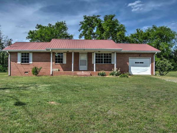 54 Malenda Drive, Trenton, GA 30752