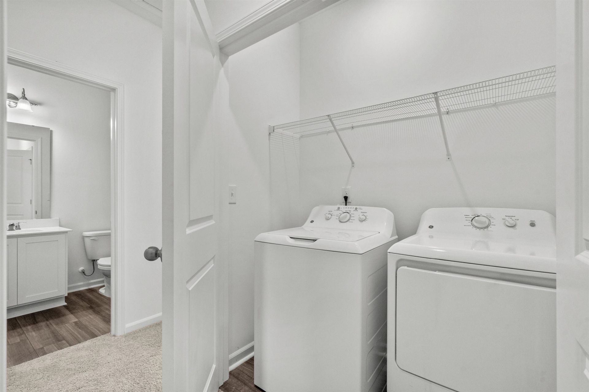 308 Azimuth Dr Photo 8