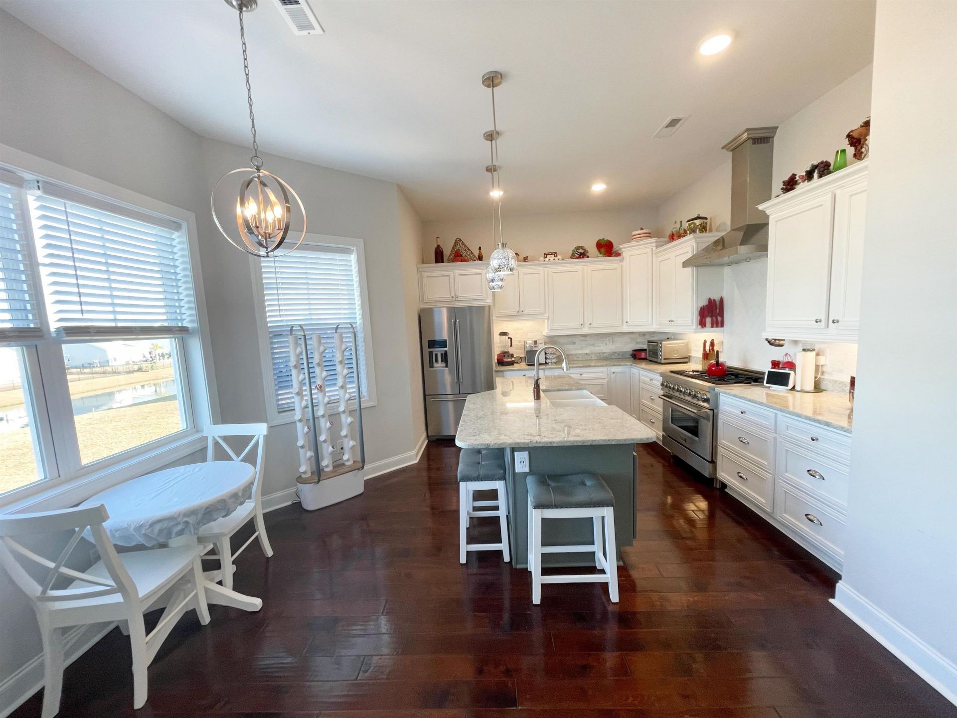 350 Harbour View Dr. Photo 13