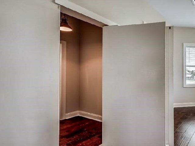 350 Harbour View Dr. Photo 6