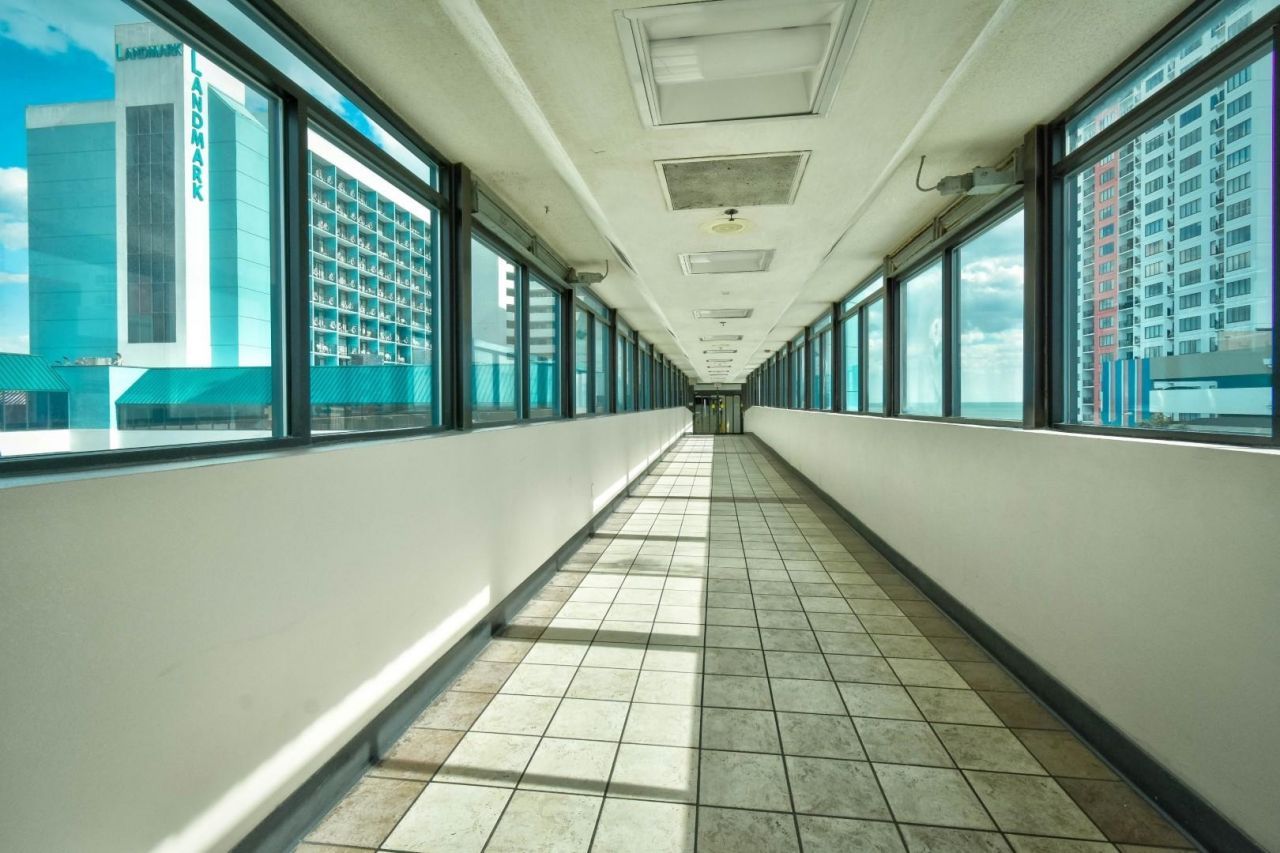 1501 S Ocean Blvd. Photo 32