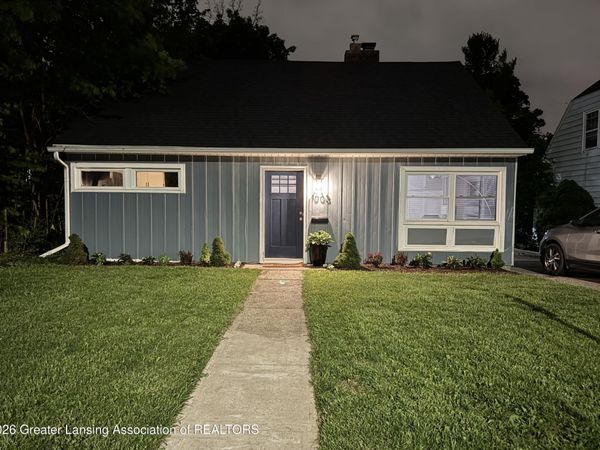 1003 W Grand River Avenue, East Lansing, MI 48823