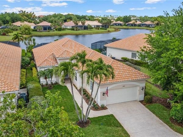 24812 Hollybrier LN, BONITA SPRINGS, FL 34134