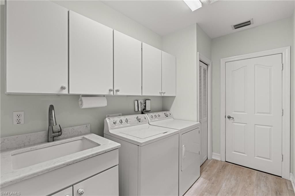 24812 Hollybrier Ln , Bonita Springs, FL 34134 Photo