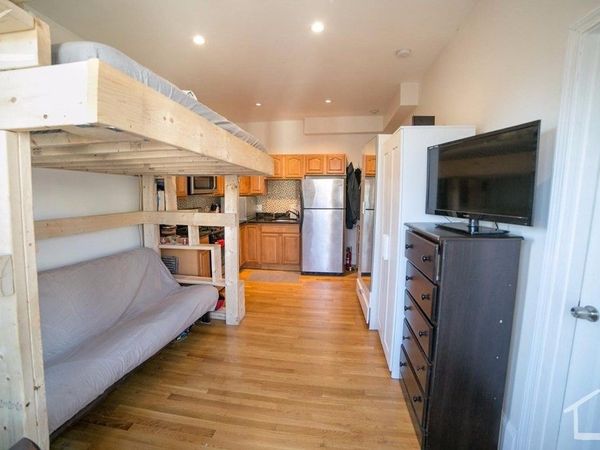 26 Pinckney, Unit 3, Somerville, MA 02145