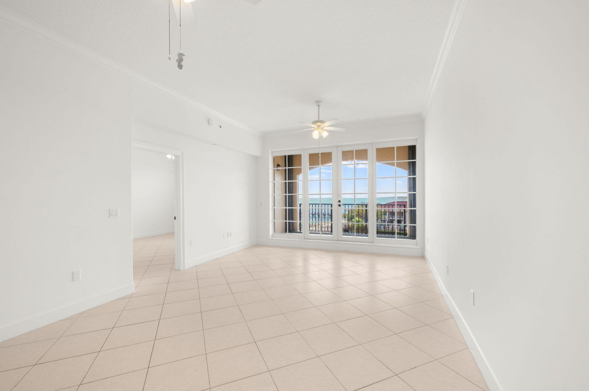 20 Orange Avenue, Unit Apt 411, Fort Pierce, FL 34950 Photo