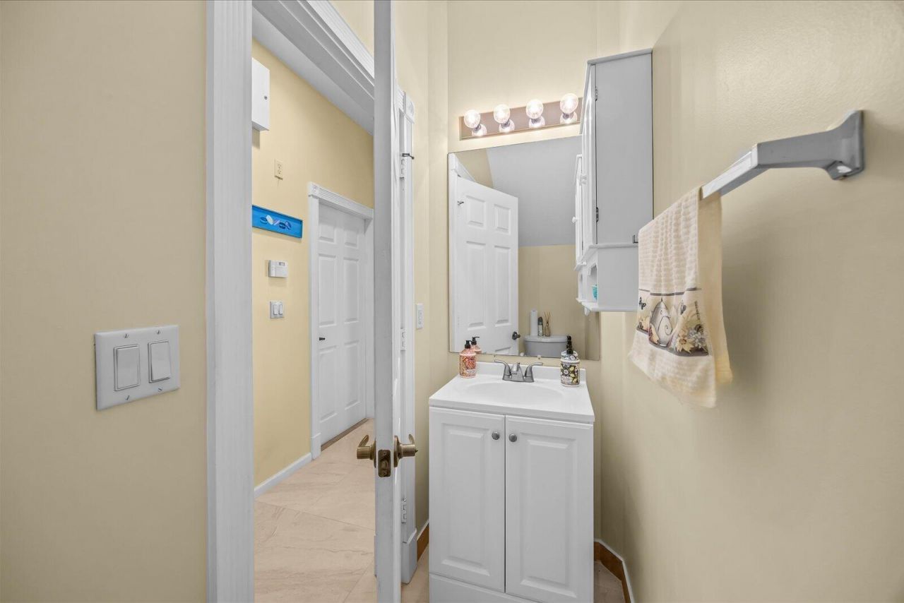 1406 Mariner Bay Boulevard, Fort Pierce, FL 34949 Photo