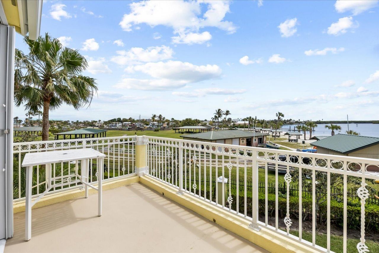 1406 Mariner Bay Boulevard, Fort Pierce, FL 34949 Photo