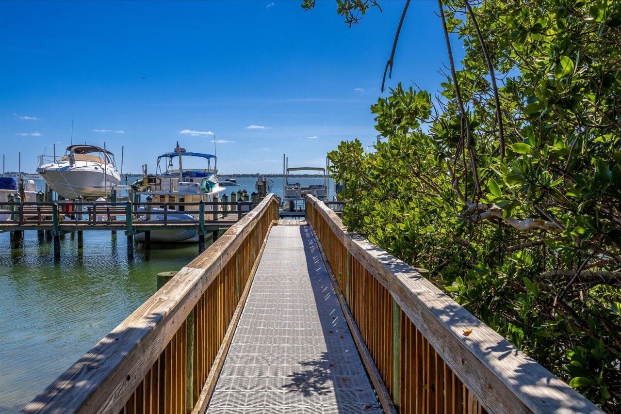 1406 Mariner Bay Boulevard, Fort Pierce, FL 34949 Photo