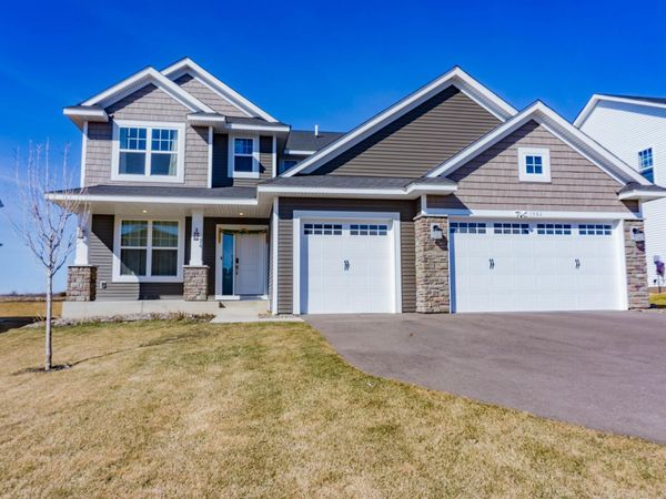 1582 Edgebrook Lane , Carver, MN 55315