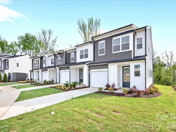 6057 Longar Lane , Charlotte, NC 28269