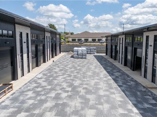 2103 31st Street , Unit Triple Sui, Rogers, AR 72758