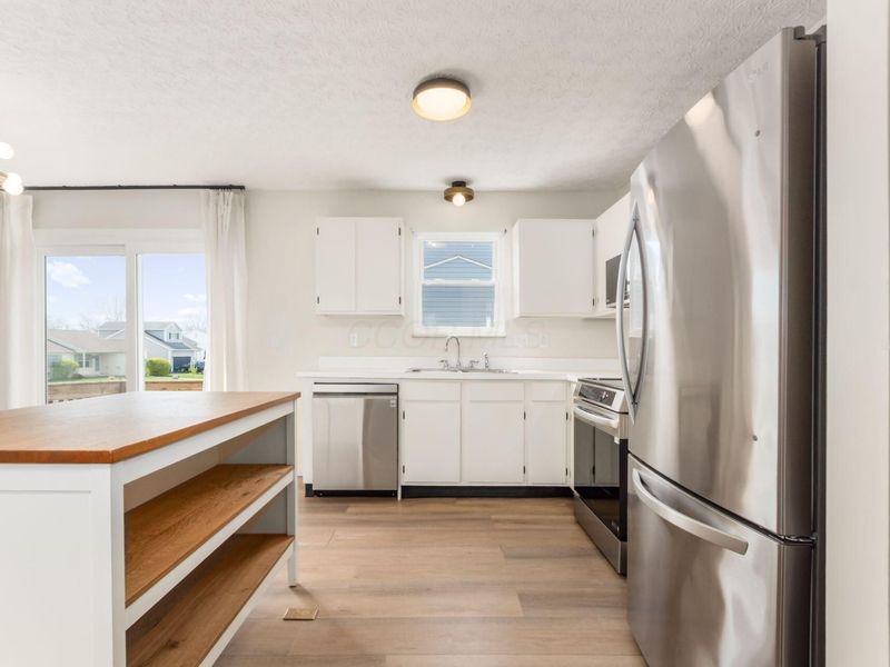 5397 Sawatch Drive, Columbus, OH 43228 Photo 10