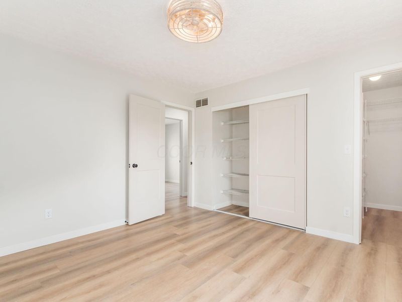 5397 Sawatch Drive, Columbus, OH 43228 Photo 17