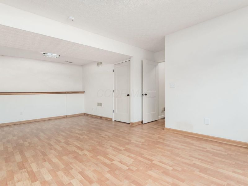 5397 Sawatch Drive, Columbus, OH 43228 Photo 24