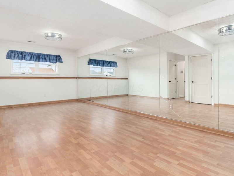 5397 Sawatch Drive, Columbus, OH 43228 Photo 26