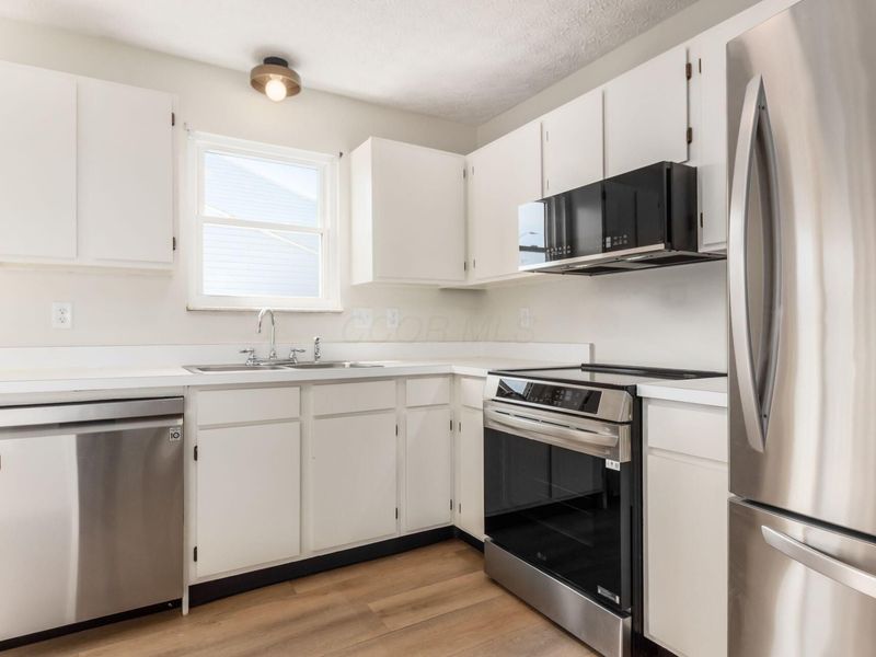 5397 Sawatch Drive, Columbus, OH 43228 Photo 9