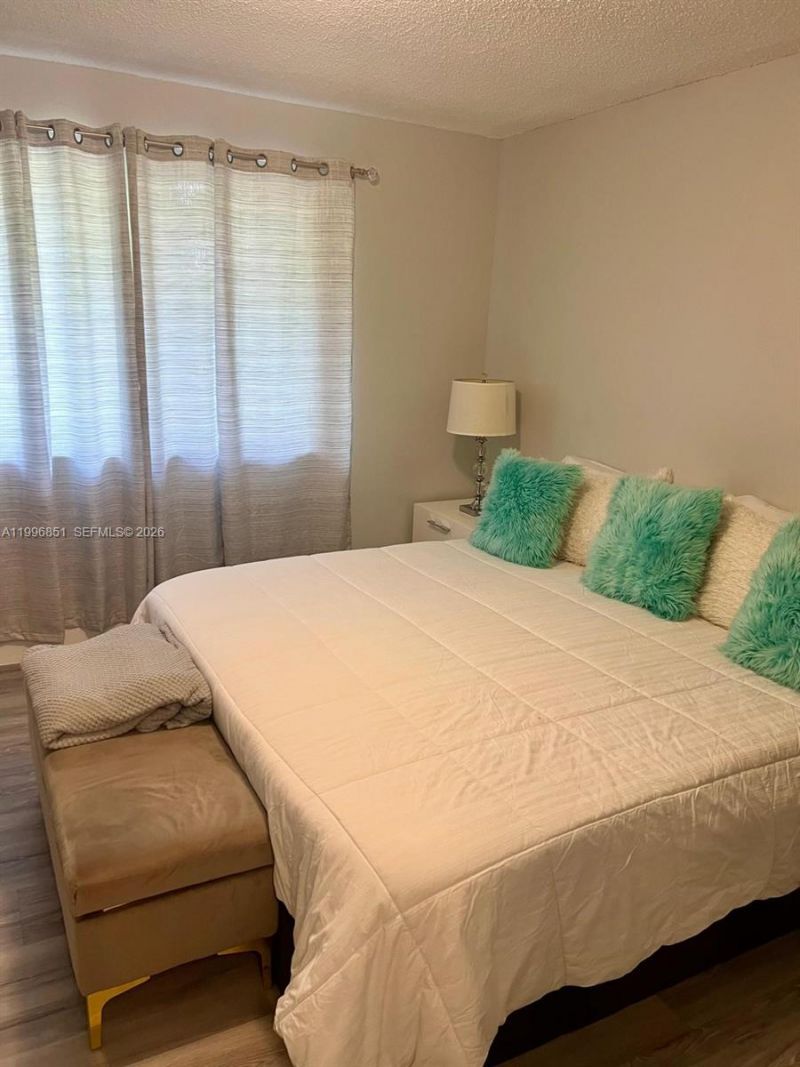 401 SW 109th Ave , Unit 3,4,5,8,9,, Sweetwater, FL 33174 Photo