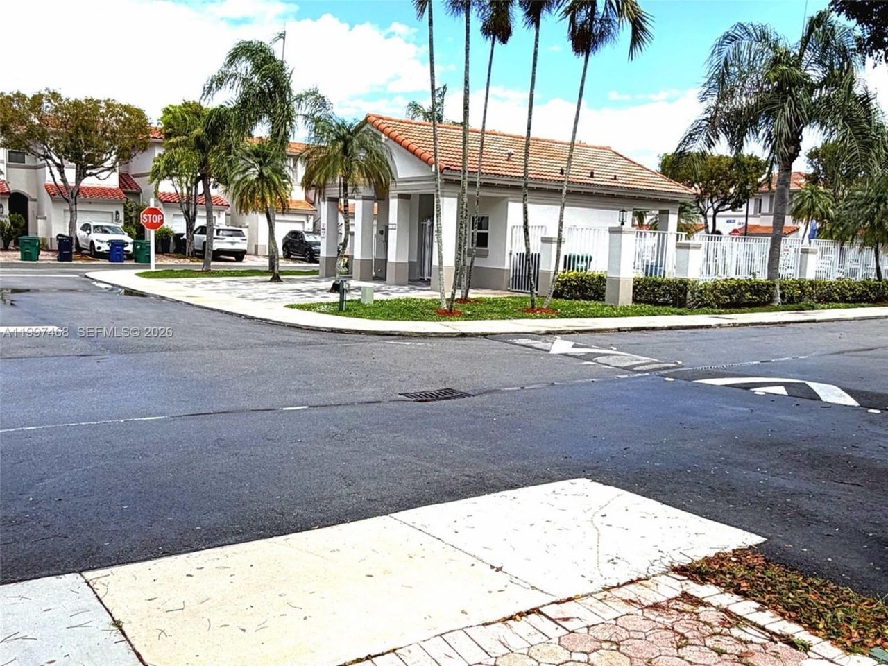 11026 NW 43rd Ter, Doral, FL 33178 Photo