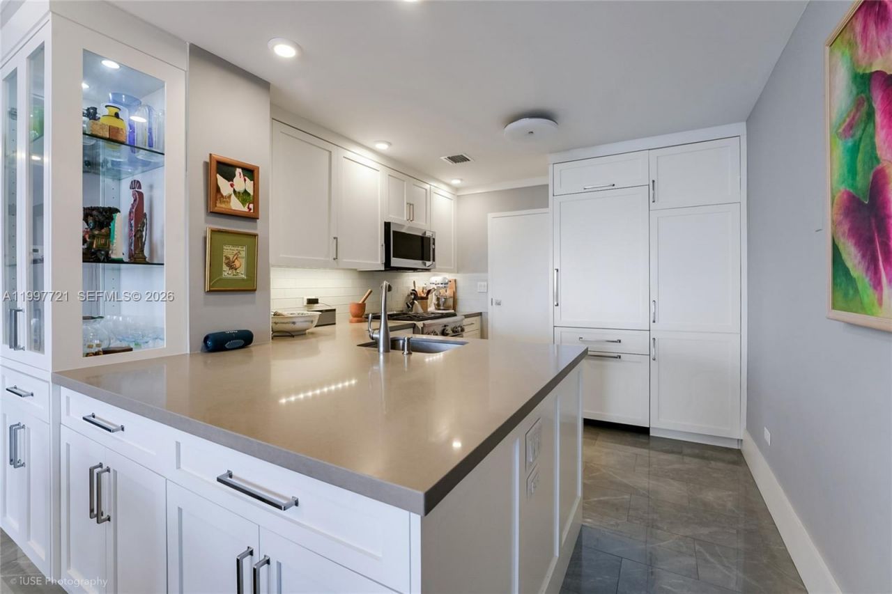 700 Biltmore Way , Unit 909, Coral Gables, FL 33134 Photo