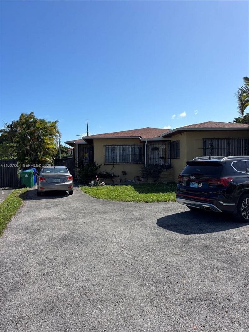 3180 SW 26th St, Miami, FL 33133 Photo