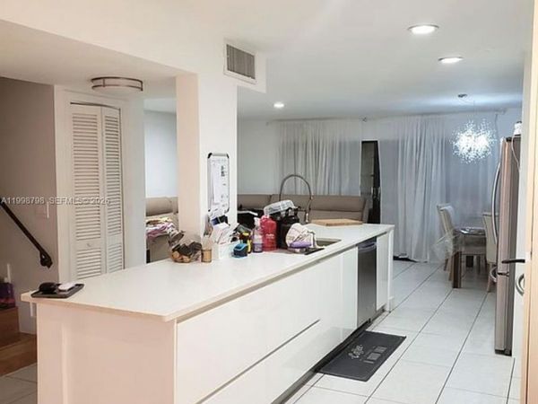 3301 Raleigh St, Unit 4A, Hollywood, FL 33021