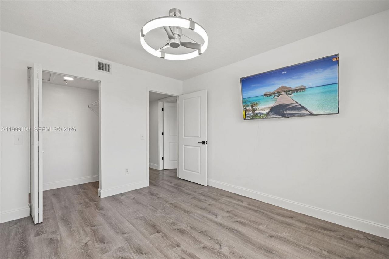 470 S Park Rd, Unit 7-307, Hollywood, FL 33021 Photo