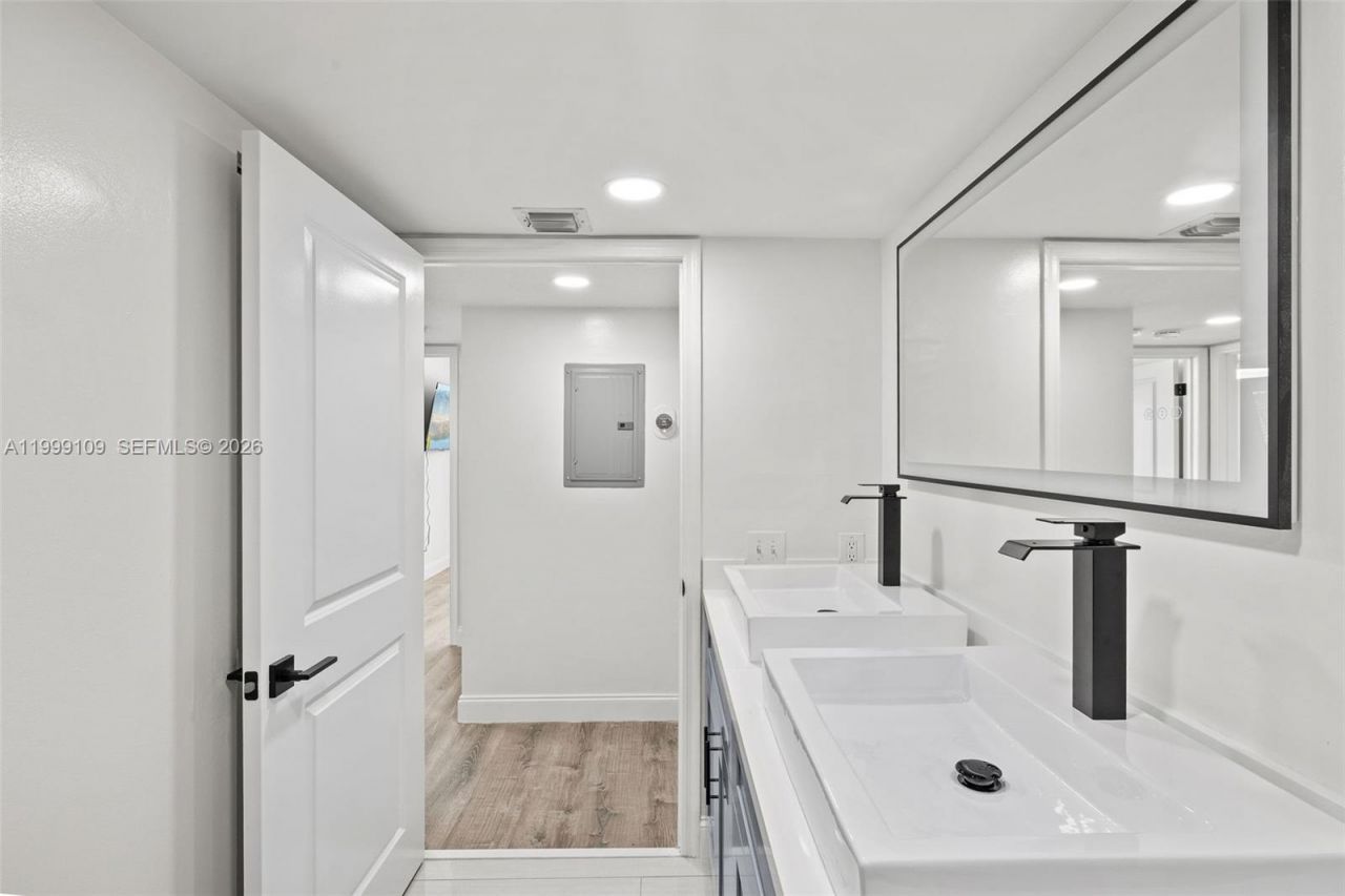 470 S Park Rd, Unit 7-307, Hollywood, FL 33021 Photo