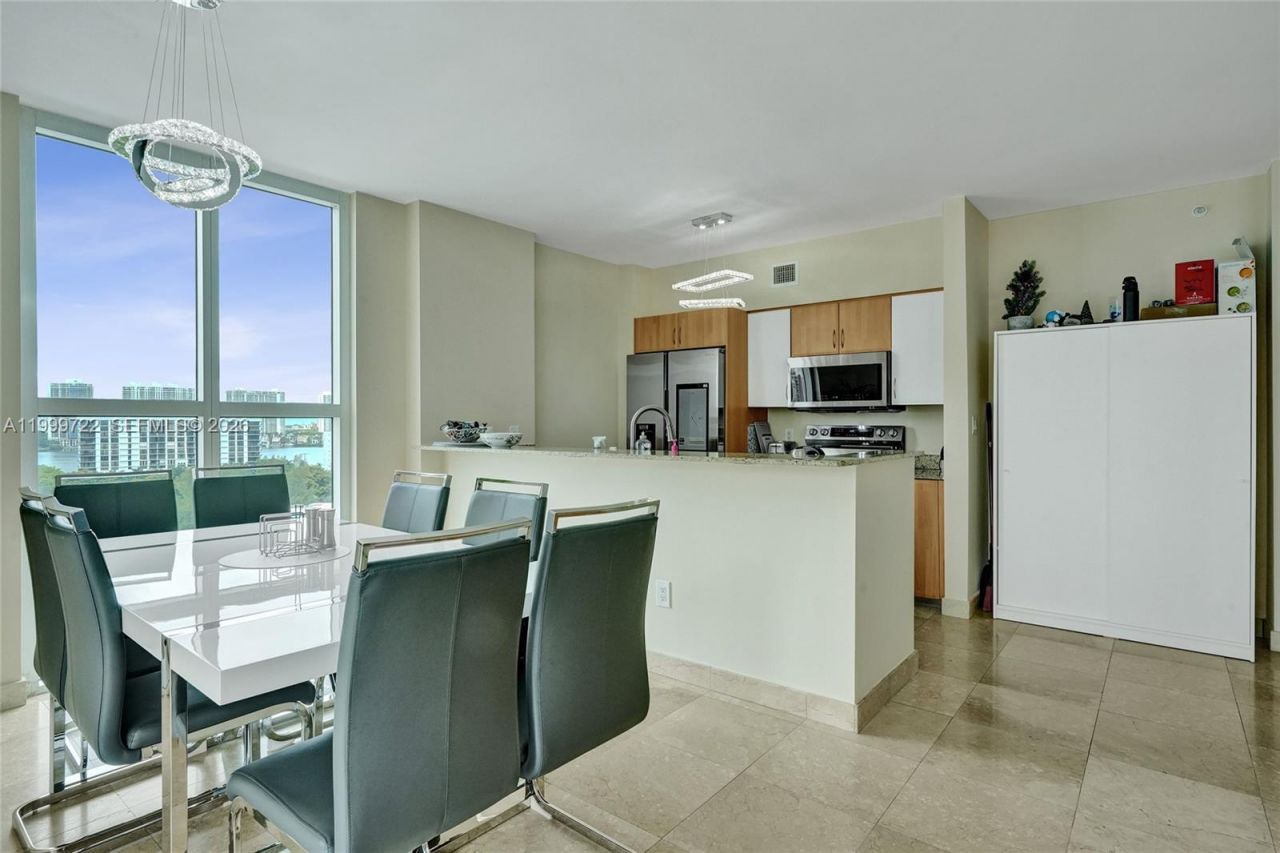 17555 Atlantic Blvd, Unit 1202, Sunny Isles Beach, FL 33160 Photo