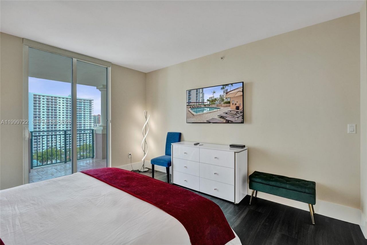 17555 Atlantic Blvd, Unit 1202, Sunny Isles Beach, FL 33160 Photo