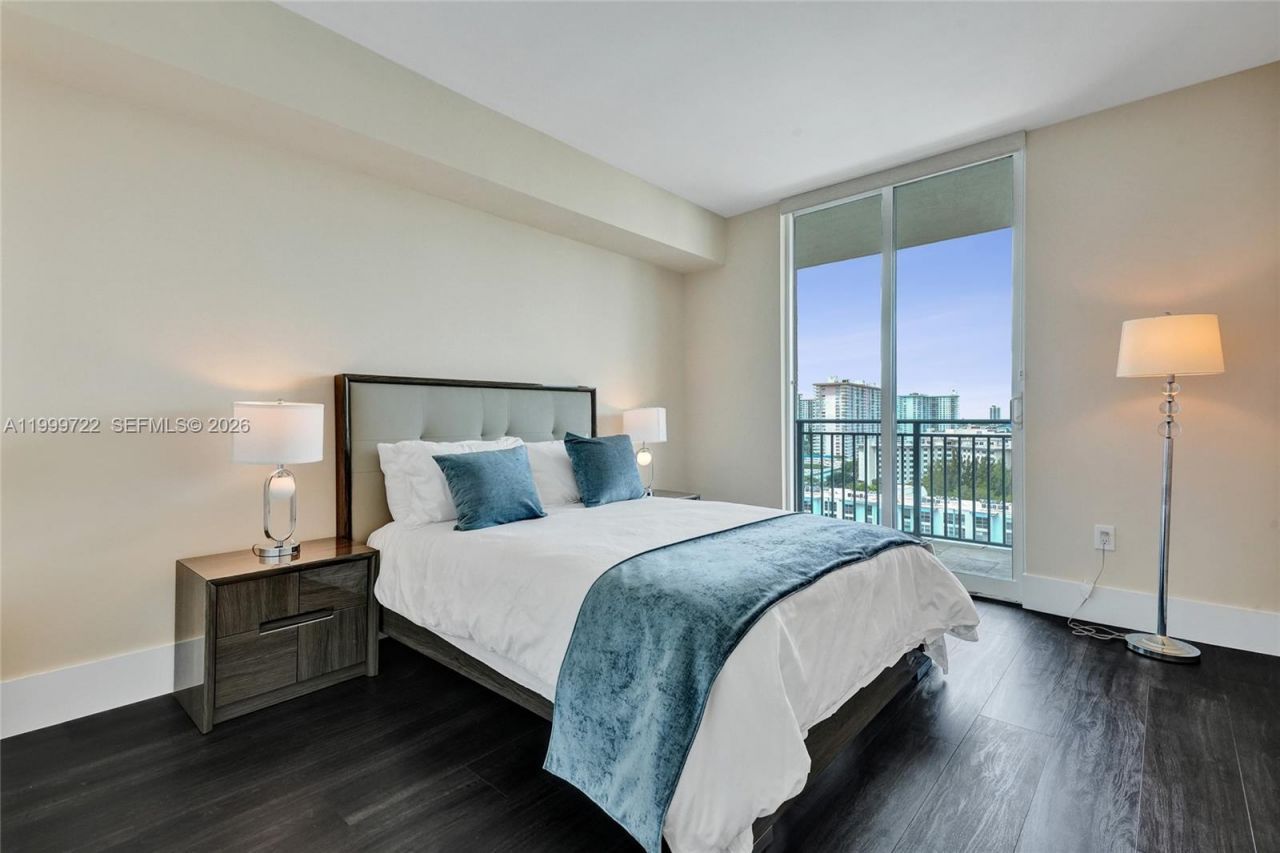 17555 Atlantic Blvd, Unit 1202, Sunny Isles Beach, FL 33160 Photo