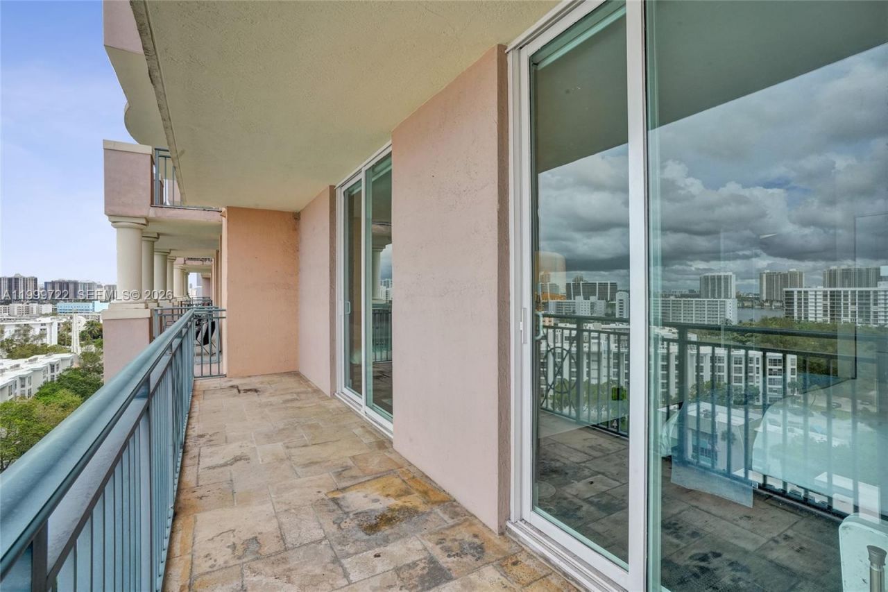 17555 Atlantic Blvd, Unit 1202, Sunny Isles Beach, FL 33160 Photo