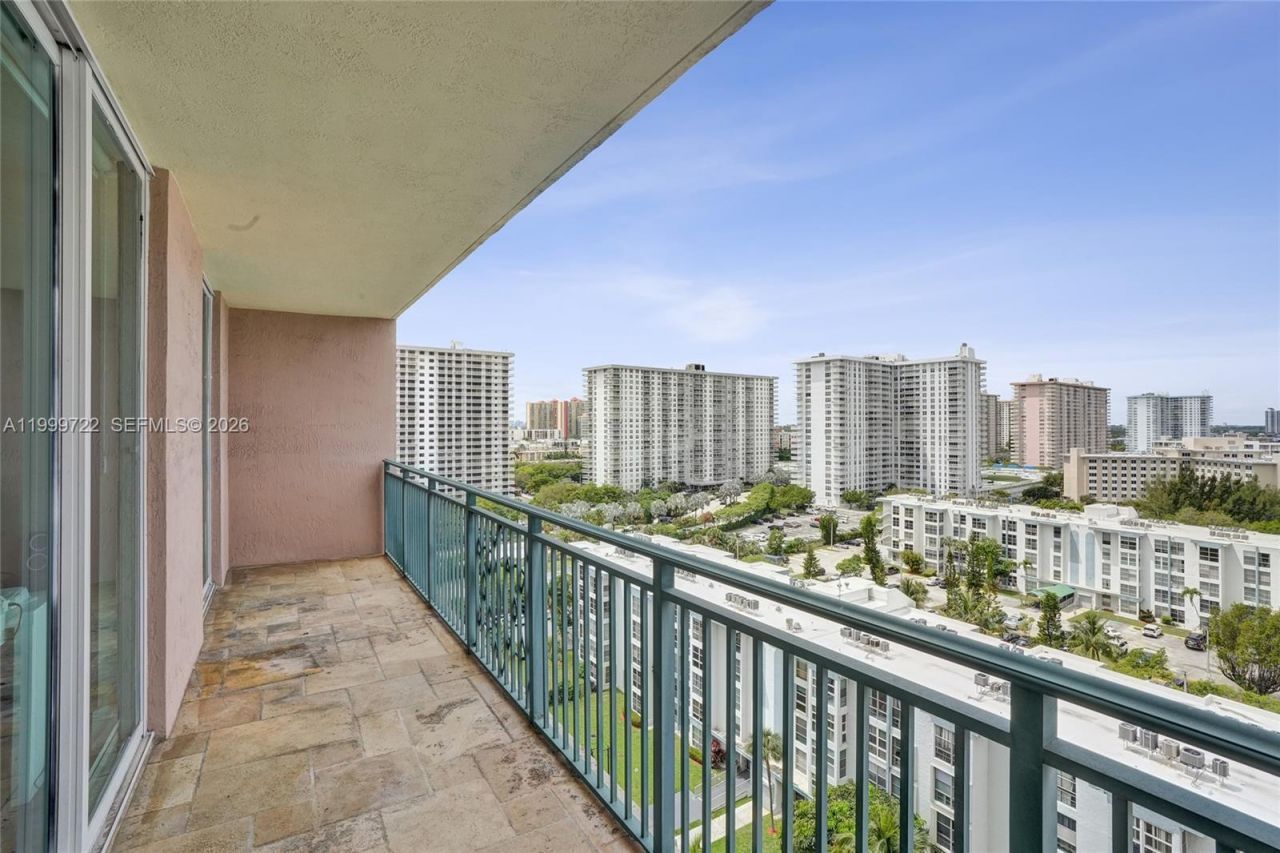 17555 Atlantic Blvd, Unit 1202, Sunny Isles Beach, FL 33160 Photo