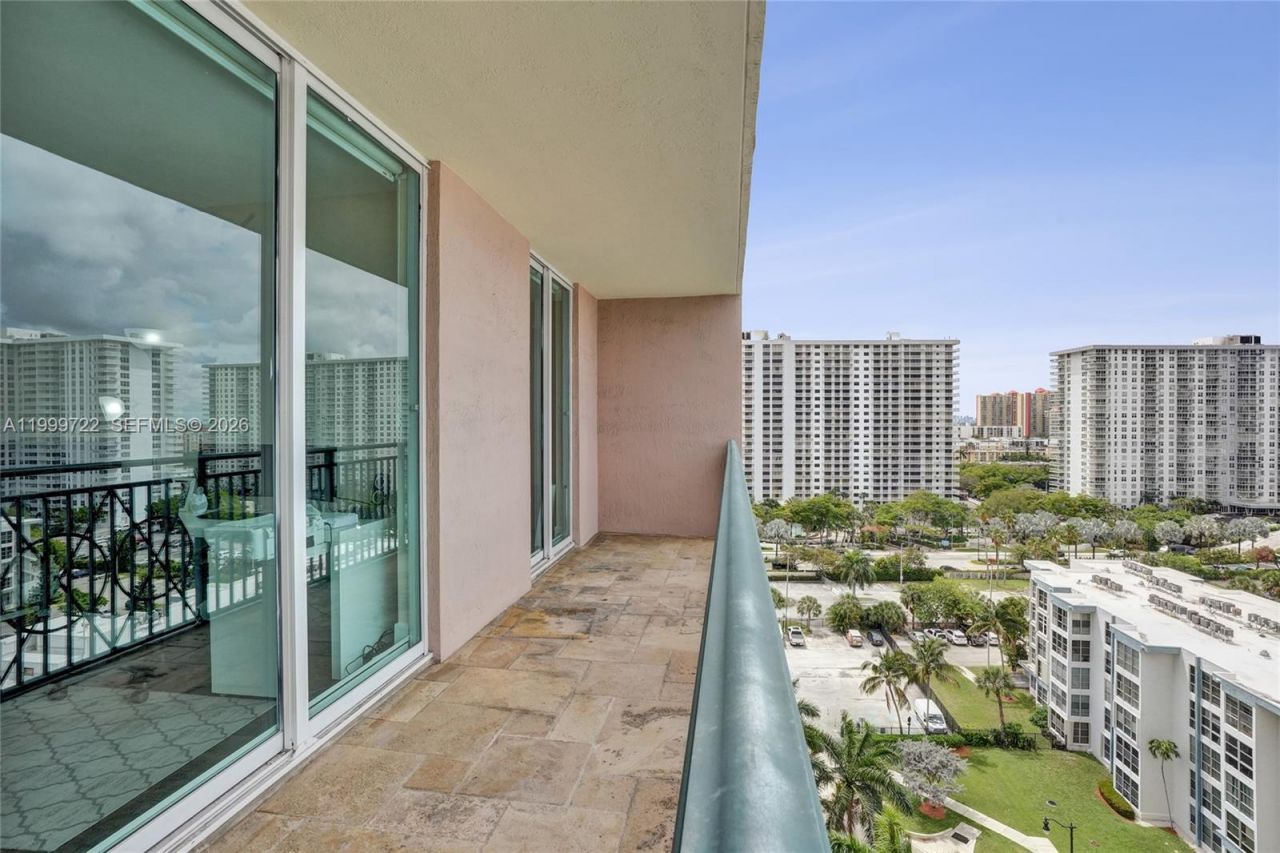 17555 Atlantic Blvd, Unit 1202, Sunny Isles Beach, FL 33160 Photo