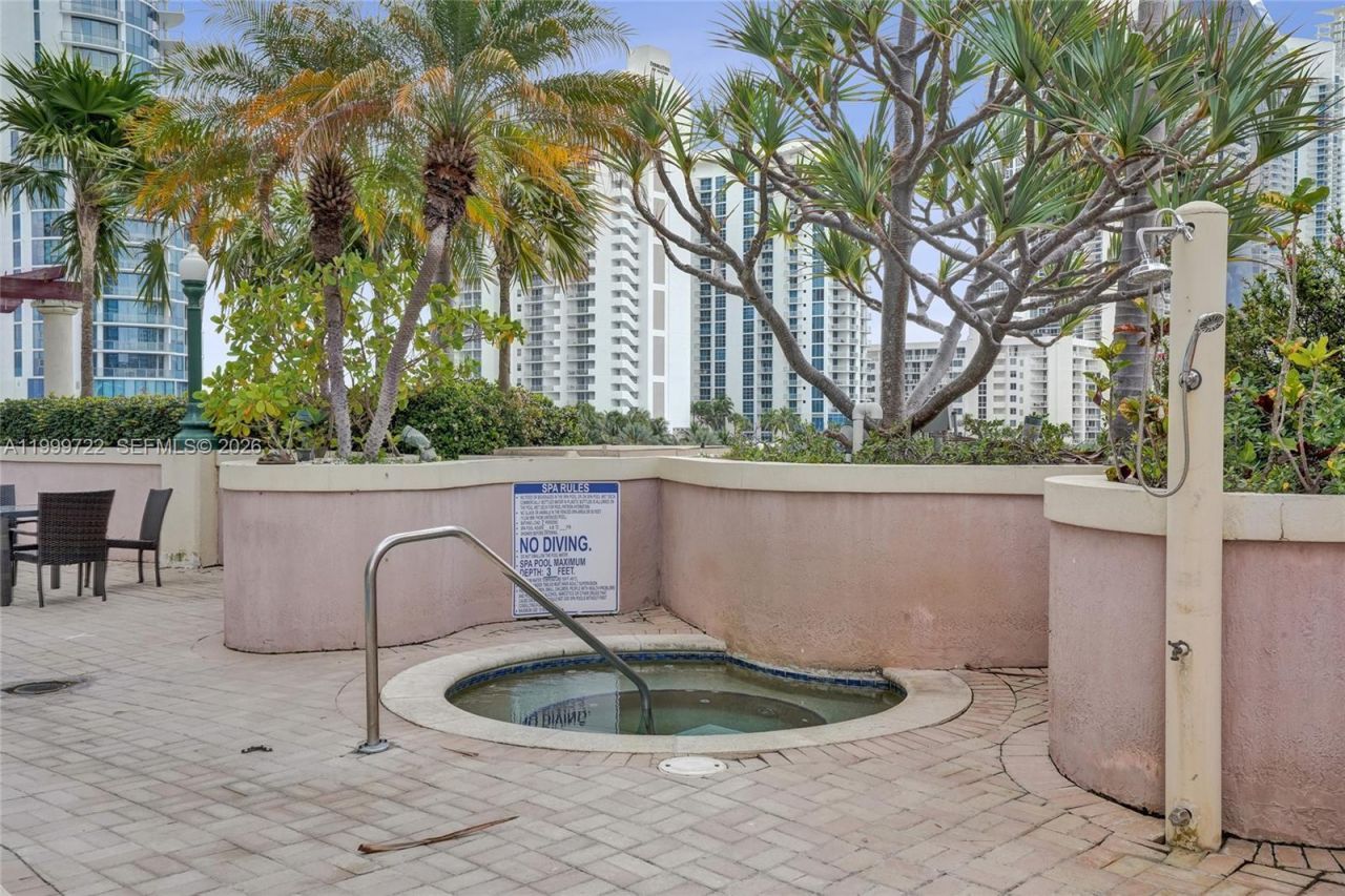 17555 Atlantic Blvd, Unit 1202, Sunny Isles Beach, FL 33160 Photo