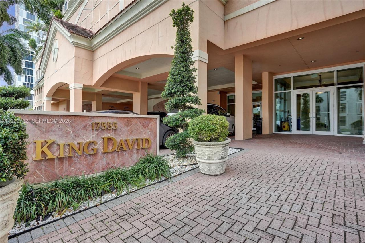 17555 Atlantic Blvd, Unit 1202, Sunny Isles Beach, FL 33160 Photo