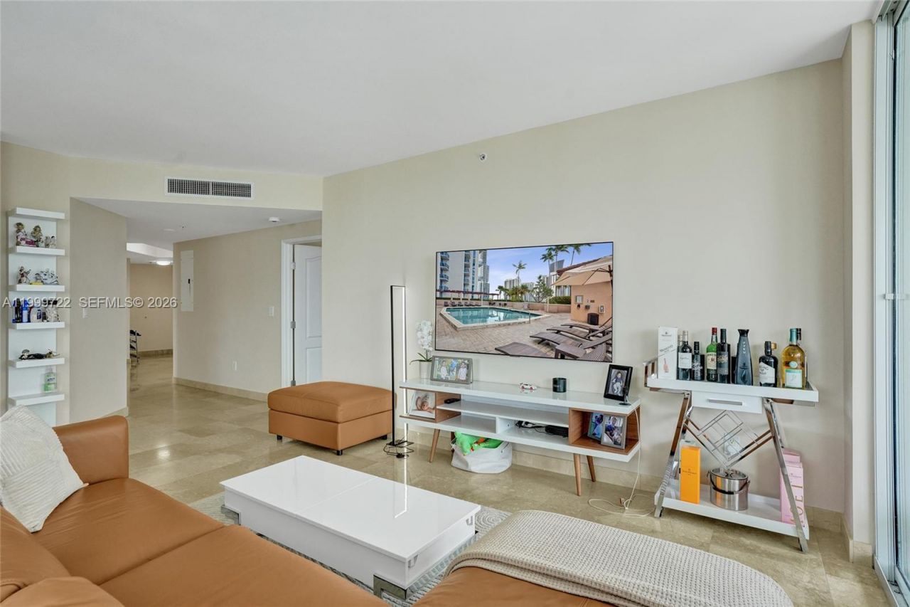 17555 Atlantic Blvd, Unit 1202, Sunny Isles Beach, FL 33160 Photo