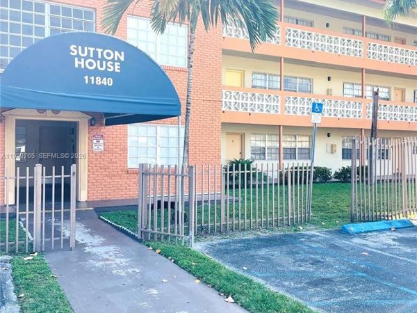 11840 NE 19th Dr , Unit 5, North Miami, FL 33181