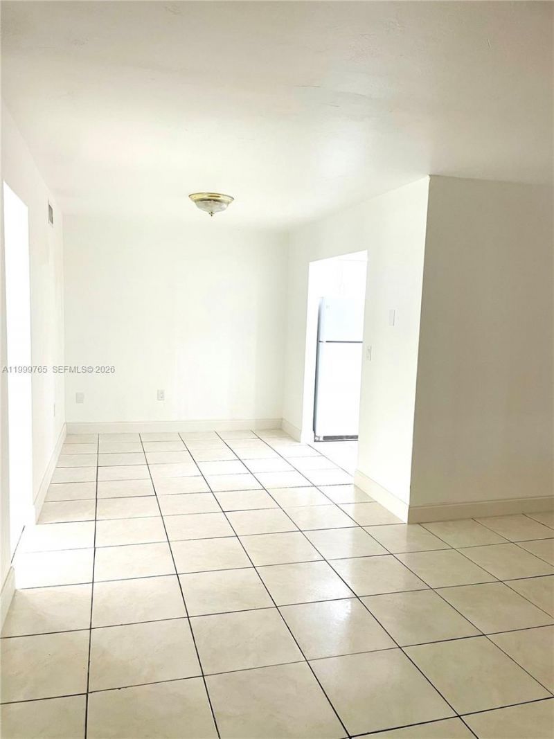 11840 NE 19th Dr, Unit 5, North Miami, FL 33181 Photo