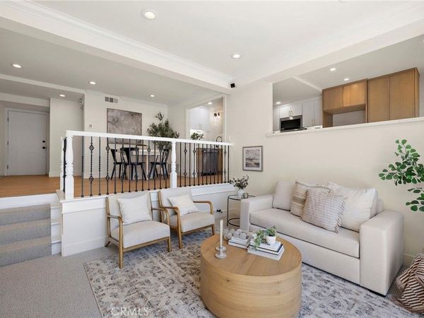 4 Odyssey Court, Newport Beach, CA 92663