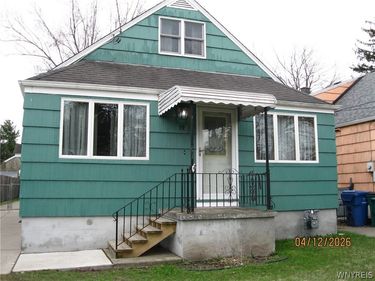 39 Crystal Avenue, Buffalo, NY 14220