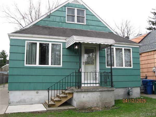39 Crystal Avenue, Buffalo, NY 14220