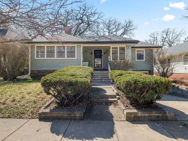 1238 47th Street, Des Moines, IA 50311