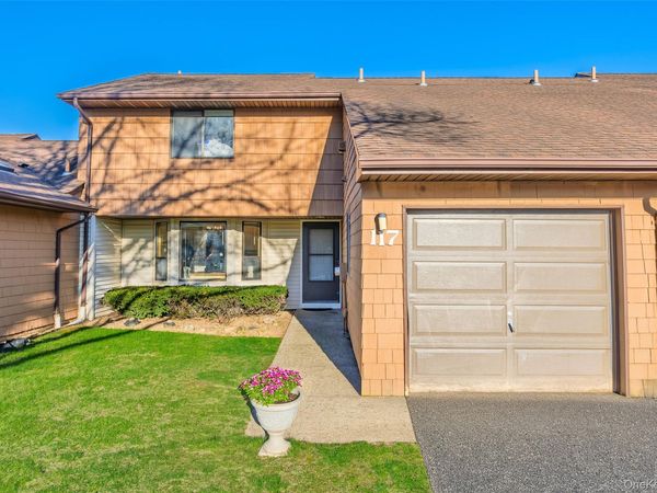 117 Scarlett Drive, Commack, NY 11725