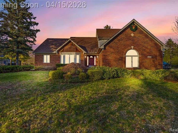 14855 Brompton Court, Shelby Twp, MI 48315